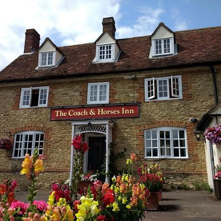 The Coach & Horses Inn Chislehampton Ngoại thất bức ảnh